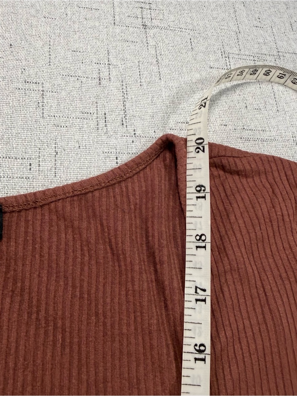 Almost Famous Rust Brown Ribbed Button-Front Long Sleeve Top - Picture 4 of 6